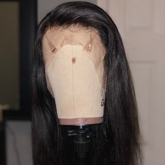Frontal Wig - Picture 5 of 5